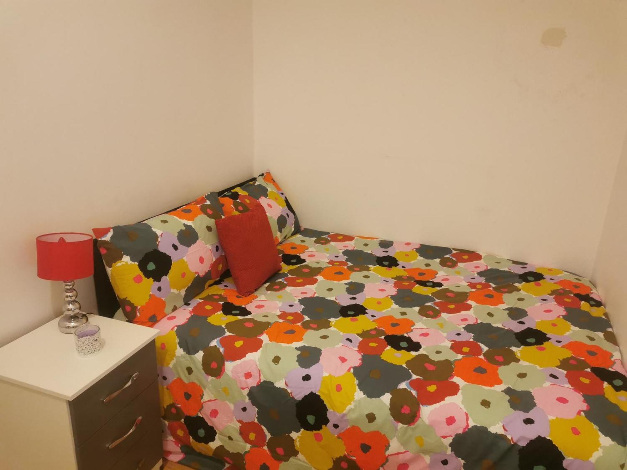 Lovely Spacious Room Near Train Station And University Dallington  외부 사진
